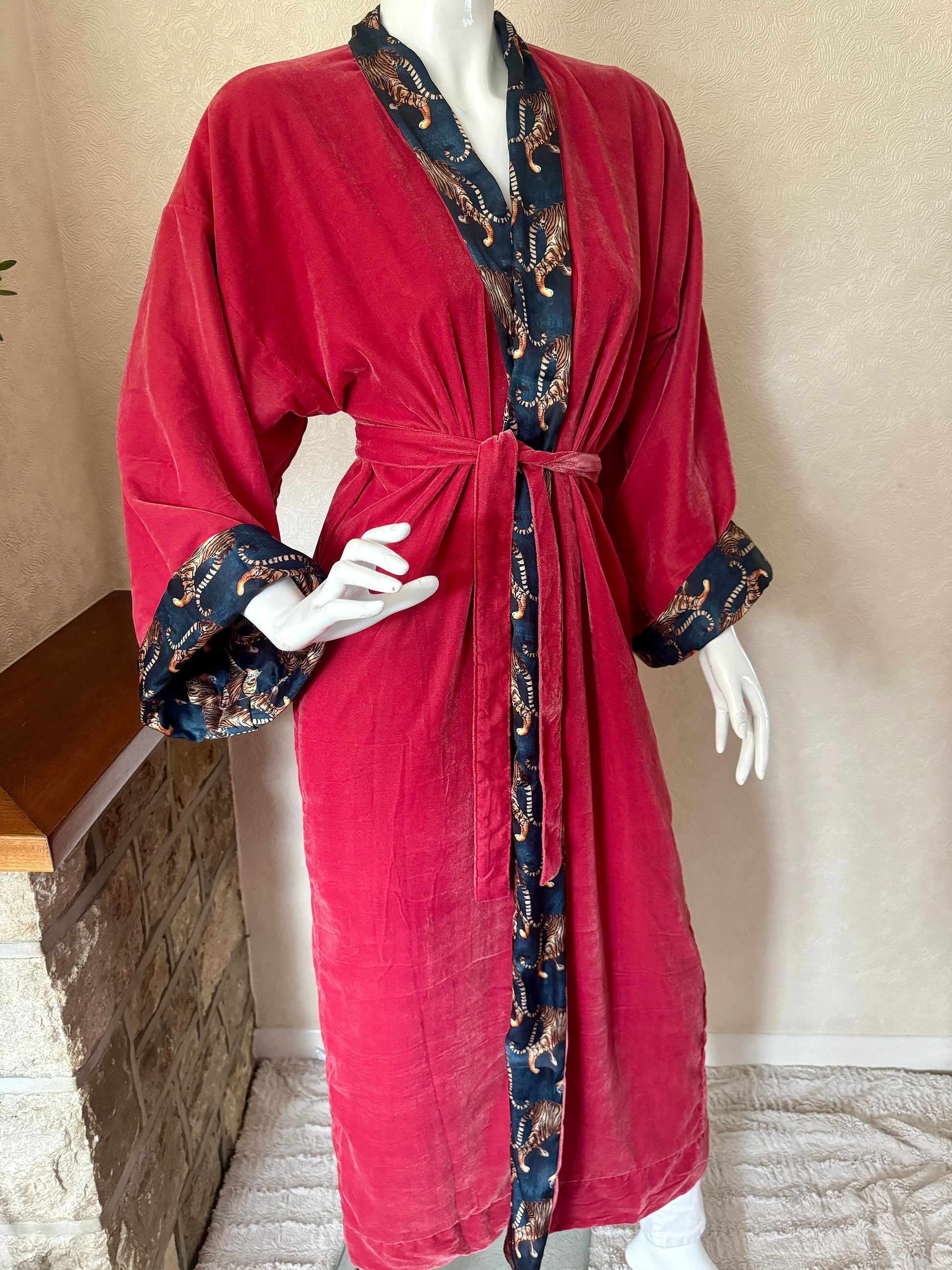 reversible robe velvet and Bengal tiger