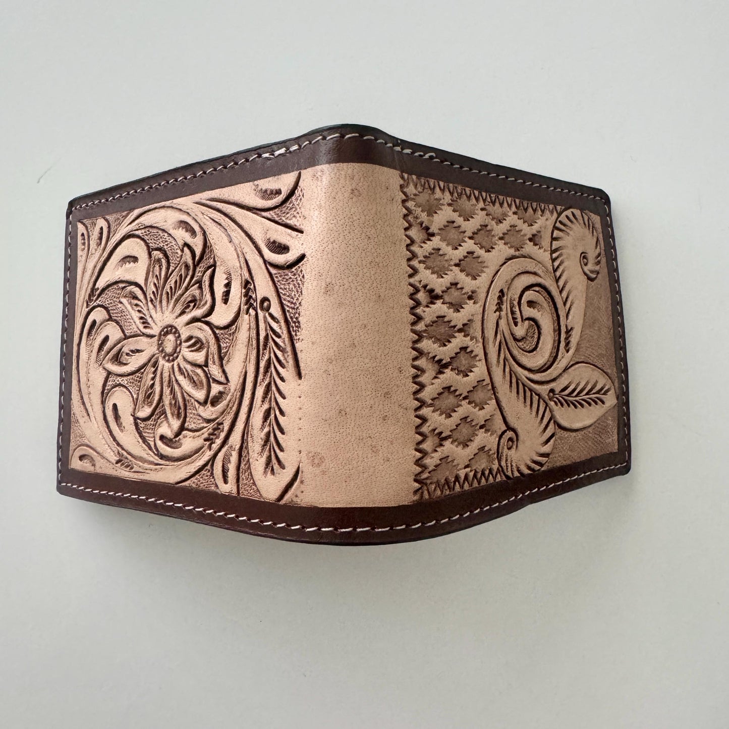 Mens Leather Wallet | Hand Tooled Wallet | Bi-Fold Wallet | Leather Card Wallet | Brown Leather Wallet | Gift for Him | Groomsman Gift